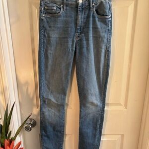 MOTHER Women’s Blue Skinny Jeans, High Waisted Looker Ankle Fray, size 24